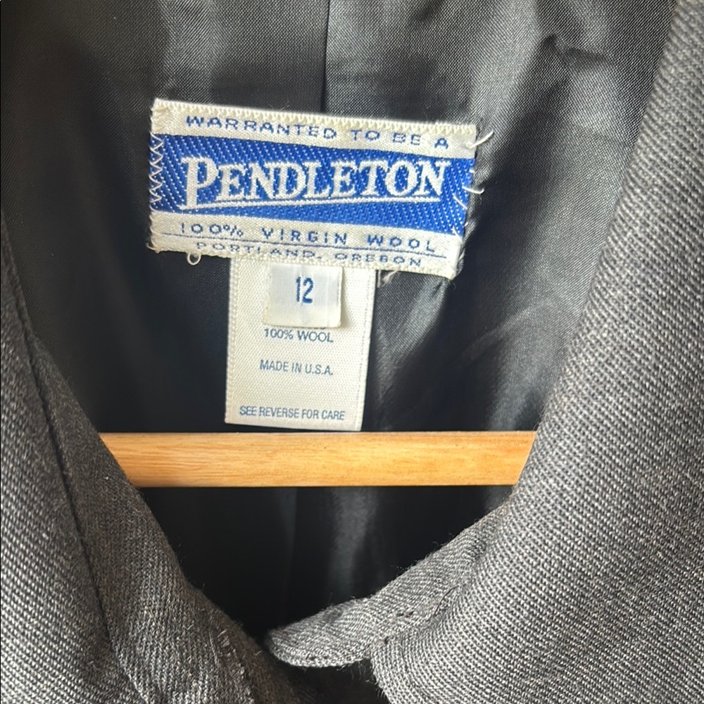 Pendleton Women's Dark Gray Blazer - image 2